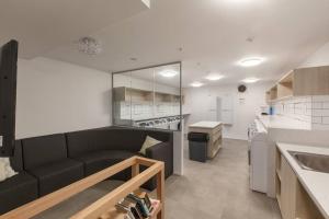 2BR Mason Square @ Moonee Ponds