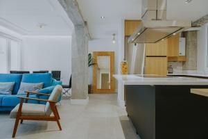 Six Apartments by Caleta Homes