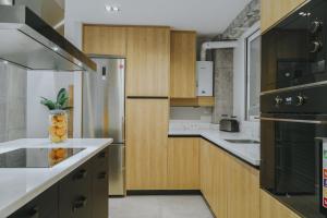 Six Apartments by Caleta Homes