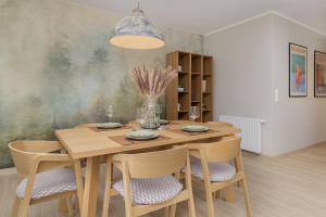 Dolny Sopot Apartments with Balcony by Renters