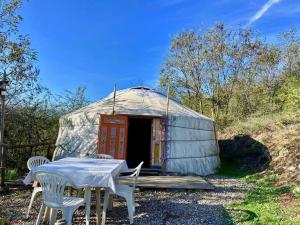 Appartements Sejour en yourte mongole dans la Loire : photos des chambres