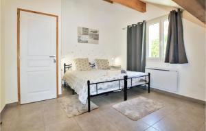 Maisons de vacances Nice home in Schilienne with 2 Bedrooms and WiFi : photos des chambres