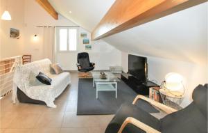 Maisons de vacances Nice home in Schilienne with 2 Bedrooms and WiFi : photos des chambres