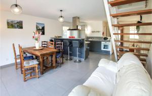 Maisons de vacances Nice home in Schilienne with 2 Bedrooms and WiFi : photos des chambres