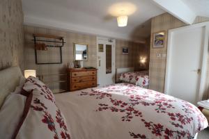 The Raincliffe Hotel