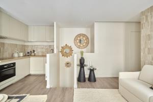 Residence Le Marais Beaubourg by Studio prestige