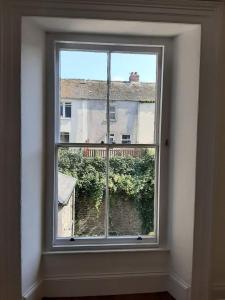 Beautiful Seafront 1 bedroomed apartment
