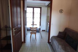 Studio avec belle vue proche du lac Genin Echallon