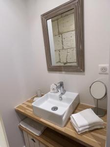 Appartements Luxe et Charme - Le Carre Saint-Silain - Meuble de tourisme 3 etoiles : photos des chambres