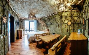 Stara Pravda Hotel - History