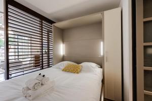 Studio Suite Annecy - Vue sur le château climatisation