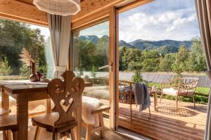 Śnieżna Dolina - Sobiczkowa Bór Luxury Chalets