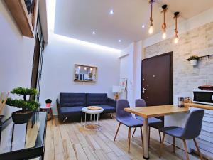 WSD Luxury Stylish 2Bedroom Apartment with Blacony 1 to Metro