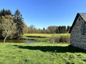 Maisons de vacances Maison de campagne chaleureuse et tranquille : photos des chambres