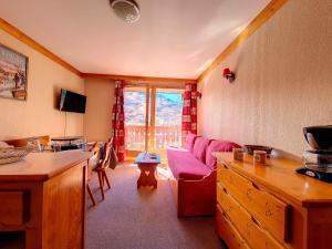 Appartement skis aux pieds, 4 personnes, balcon sud - FR-1-344-854