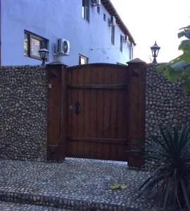 Laura - Khasaut-Grecheskoye