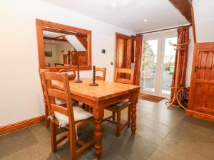 Garth Morthin The Stables