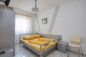 Studio room in Apartments with a parking space Vodice - 6178