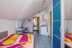 Apartments with parking space Vodice - 6178