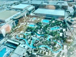 Penthouse Studio MGM Signature Las Vegas No Resort Fees, 1 Vehicle Free Valet