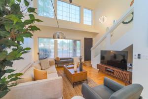 Westworld, TPC Golf, Hiking in Your Backyard!