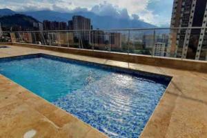 CE20 Excepcional Apartamento Piscina y parqueadero