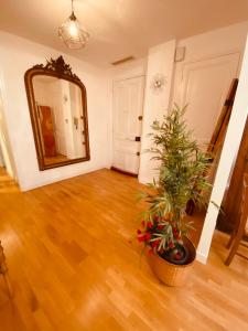 Monaco border villa Maria