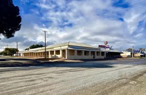 Minnipa Hotel