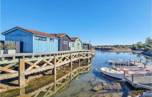 Maisons de vacances Beach Front Home In Saint-denis-dolron With House Sea View : photos des chambres