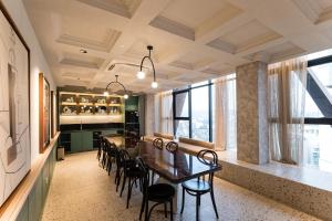 Scarletz KLCC Studio Suites 4 pax Luxury Modern Style WiFi 100Mbps