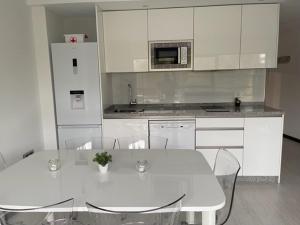 TECNOCORDOBA aparcamiento privado gratuito y piscina