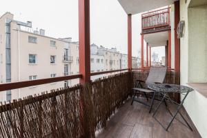 Gdynia Centrum Wyjątkowy Apartament przy Promenadzie z Balkonem by Noclegi Renters