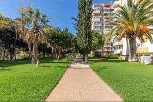797 Holiday Rentals - Moderno estudio en Iris para 2 con piscinas