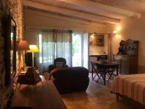 Studio Indépendant Drôme Provençale - Bonlieu-sur-Roubion