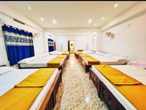 ANNUS HOMESTAY RAMAKKALMEDU