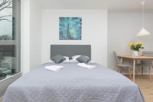 Metro Bielany Apartments with Parking by Renters