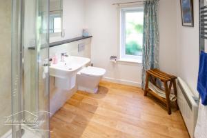 Lochside Cottage - near Aviemore