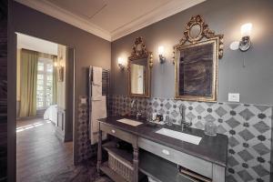 Maisons d'hotes Castel Bois Marie : Chambre Lit Queen-Size Deluxe avec Balcon