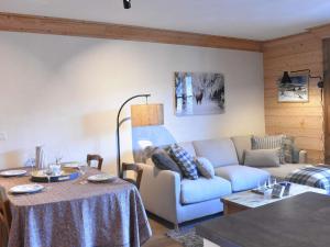 Appartements Appartement Meribel, 3 pieces, 4 personnes - FR-1-180-582 : photos des chambres