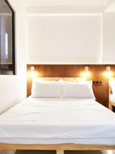 NomadsMNL Airport Hostel