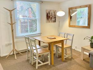 Millers Cottage with Free Allocated Parking