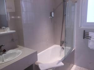 Hotels Hotel P.L.M. : photos des chambres