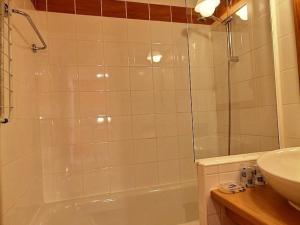 Studio-cabine 4 pers, proche pistes et commerces, balcon, piscine, 3 cristaux Paradiski - FR-1-455-27