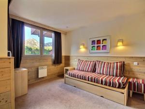 Joli Duplex 4 Pers, Sud, Centre de Belle Plagne, à 50m des Pistes - FR-1-455-178