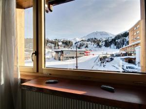 Grand appartement spacieux pour 5 pers., balcon, accès direct aux pistes, Wifi - FR-1-455-167