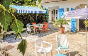 Maisons de vacances Stunning Home In Moelan Sur Mer With Wifi, Private Swimming Pool And Outdoor Swimming Pool : photos des chambres