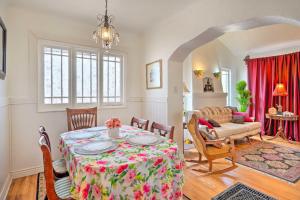 Phoenix Storybook Home - Close to Downtown!