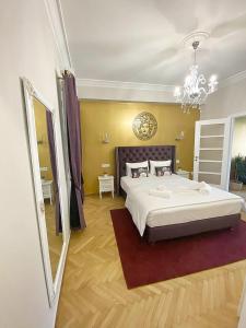 Check Point - Acropolis View B