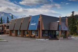 Marmot Lodge Jasper - Tete Jaune Cache