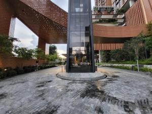 Lucentia Residence World Class Facilities Apartment Infinity Pool Stunning View